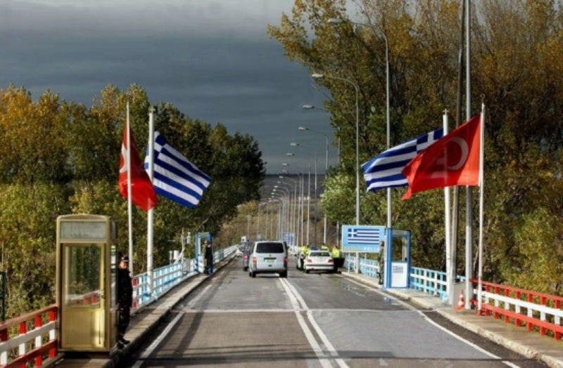 Έντονη κινητικότητα στον Έβρο και σύλληψη Τούρκου για είσοδο σε απαγορευμένη περιοχή